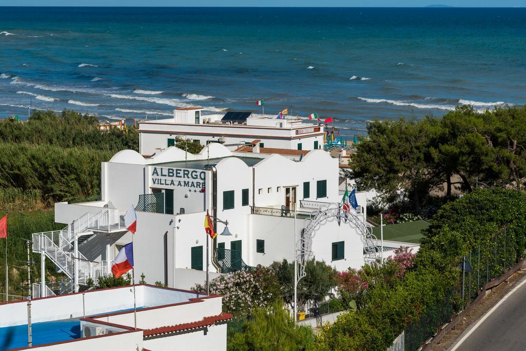 بيسْكيتْشّي Albergo Villa A Mare المظهر الخارجي الصورة